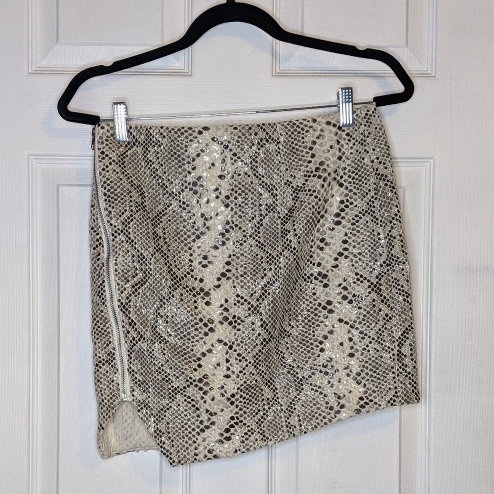 Olivaceous Vanilla Sky Tan & Brown Asymmetrical Snake Print Skirt M